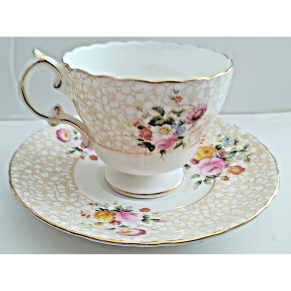CAULDON tea cup and saucer floral painted rose chintz teacup England 1940s - Picture 13 of 14